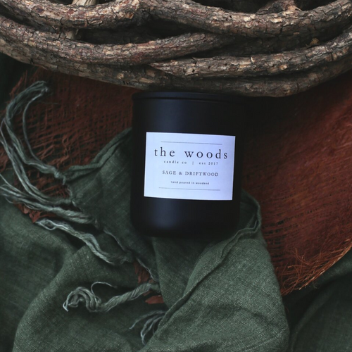 THE WOODS CANDLE [F:Sage & Driftwood]