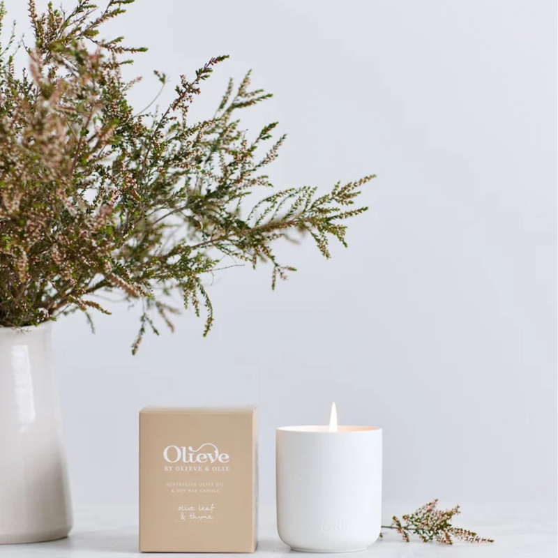 OLIEVE & OLIE CANDLE [F:Olive Leaf & Thyme]